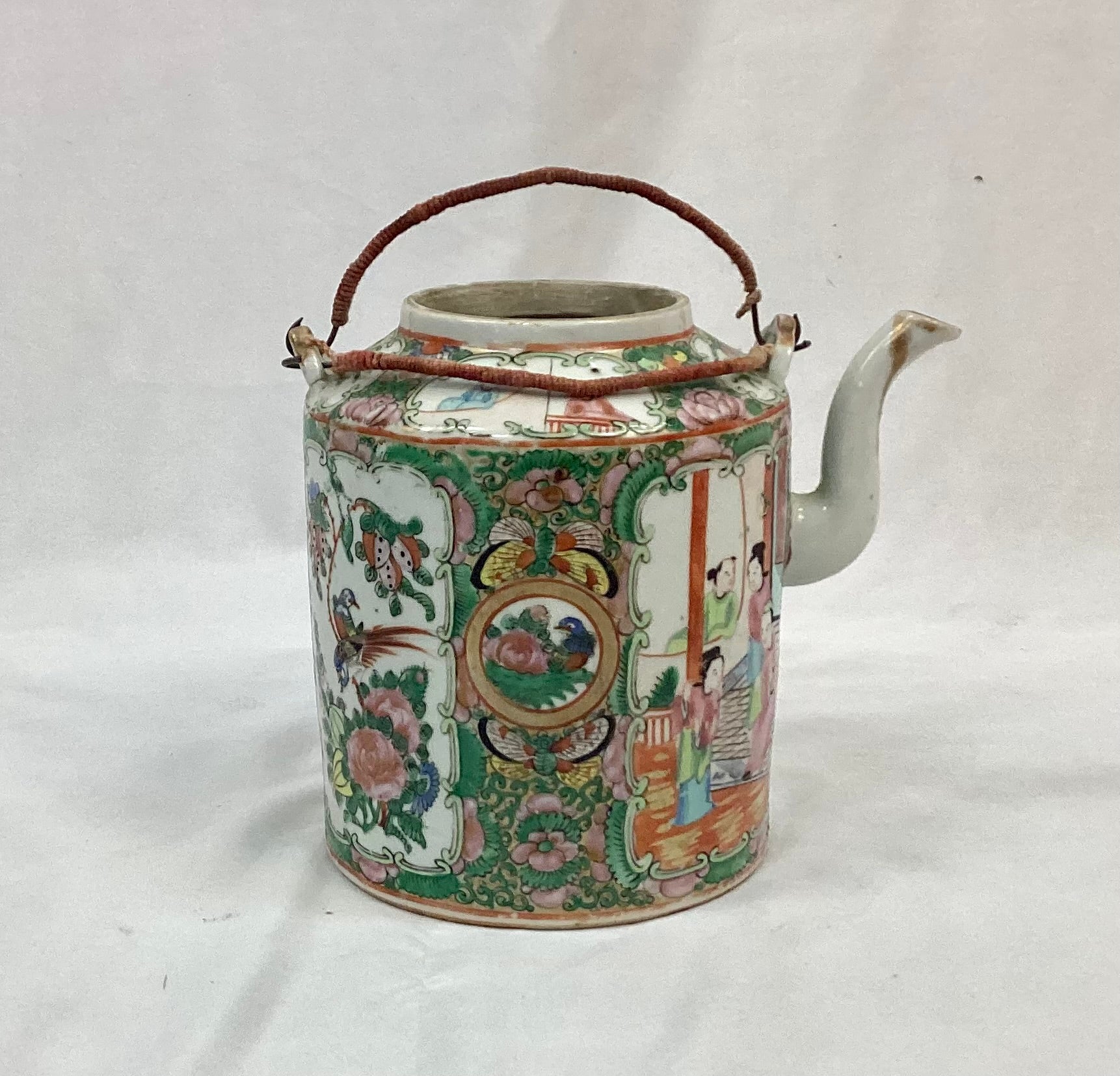 19th Century Chinese Export Famille Rose Medallion Teapot