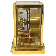Horloge de cheminée Atmos de la marque suisse Jaeger-Lecoultre