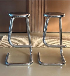 Pair of Paperclip Model 'K700' Bar Stools by Kinetics, 20th century