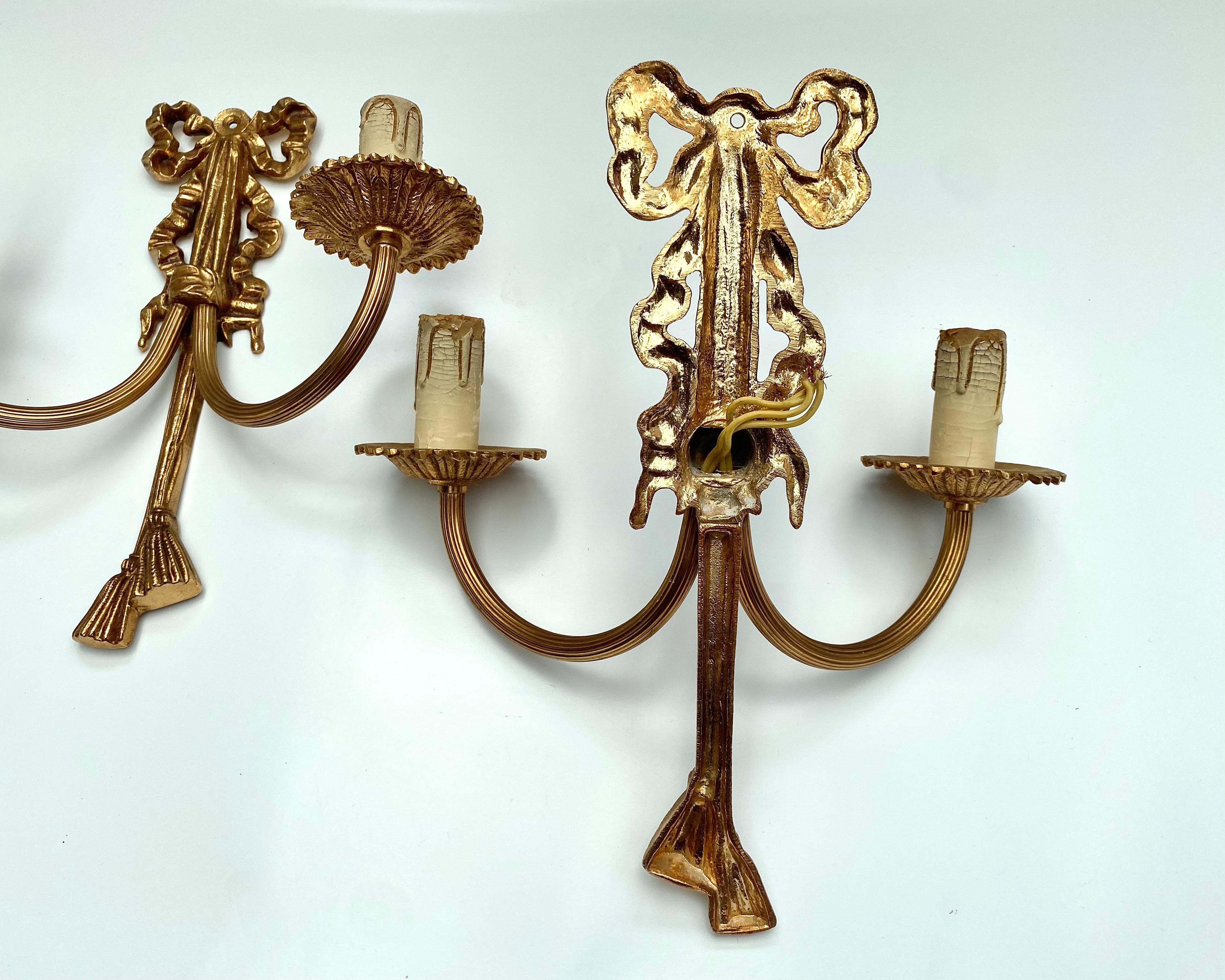 Apliques Vintage Pareja Lámparas de Pared Estilo Luis XVI, Francia, Mediados Siglo XX Francés en venta