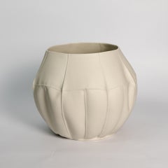 SEGUNDO, Recipiente grande de cerámica Kawa 02, porcelana orgánica blanca escultórica, arte