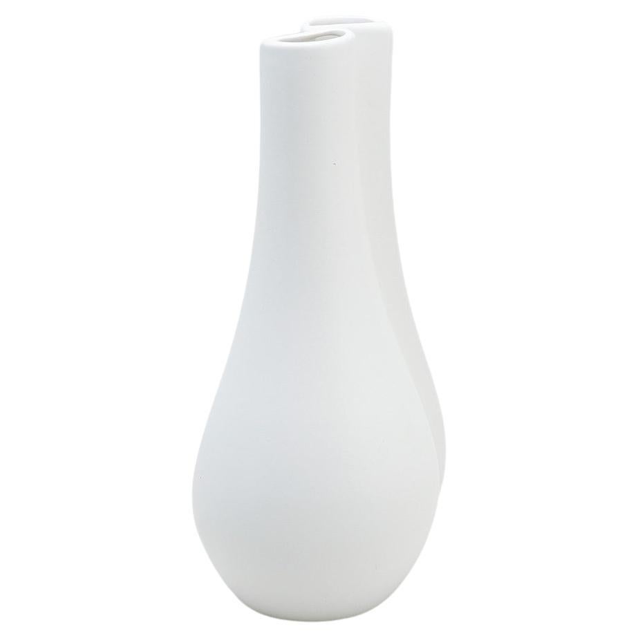 Vase moderne suédois en grès blanc Surrea, années 1940 en vente
