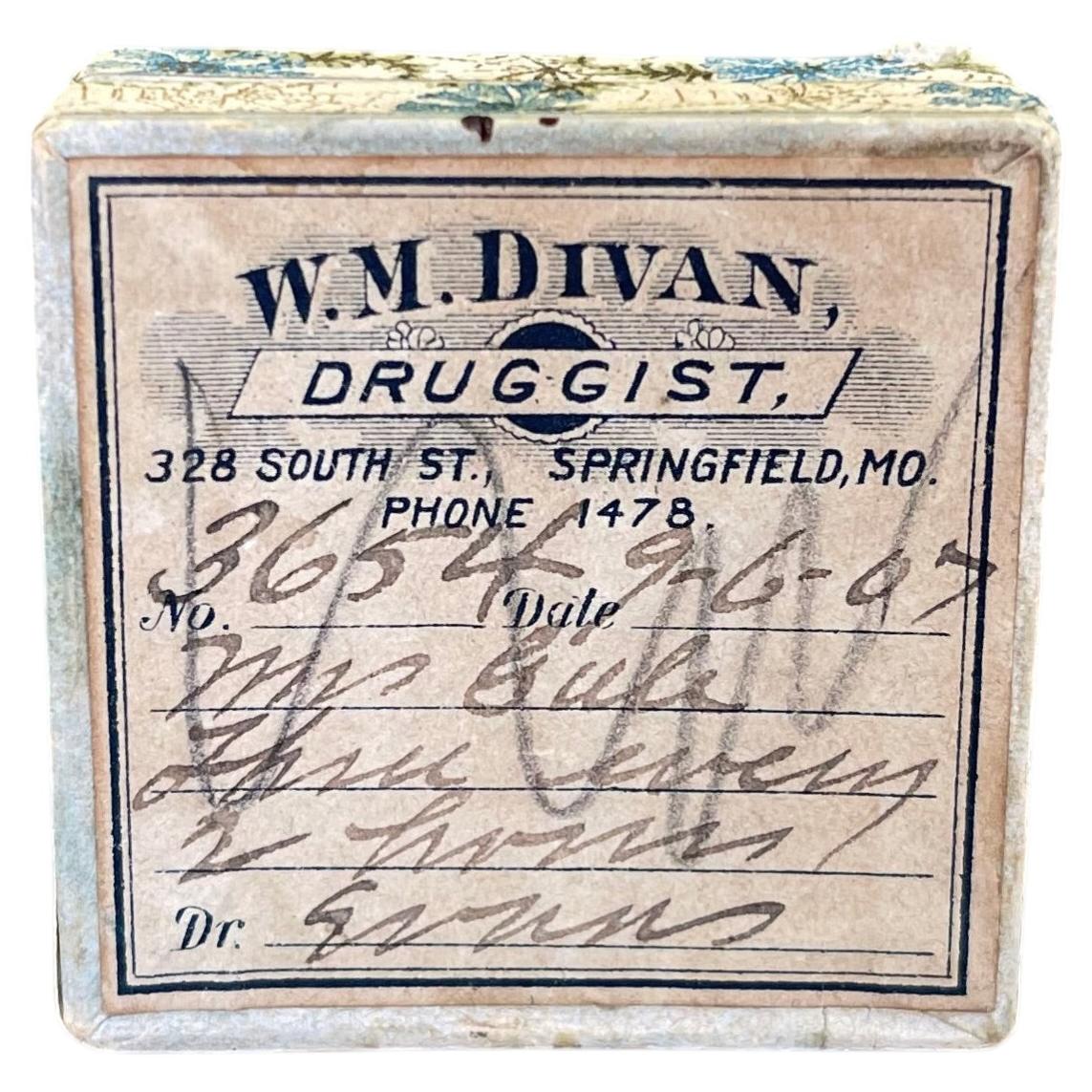 What is an apothecary box?