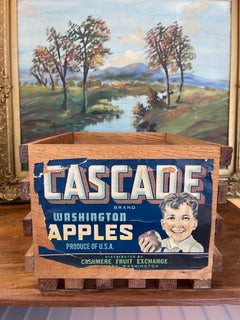 Cassa per mele vintage del marchio Cascade, proveniente dallo Stato di Washington, con etichetta originale “Cashmere”.
