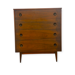 Comò alto vintage in stile Mid-Century Modern a 4 cassetti con incastri a coda di rondine.