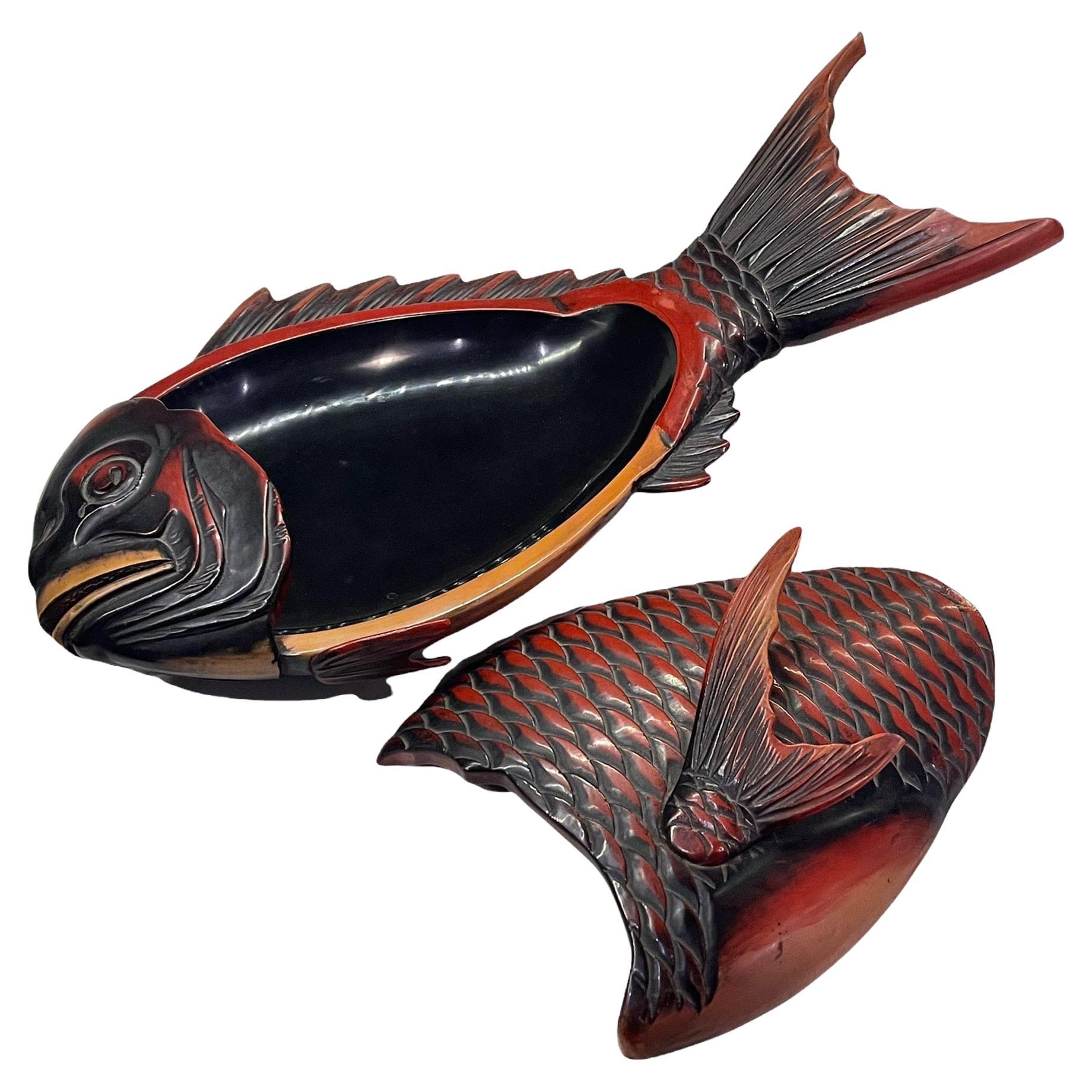 19th Century Japanese Lacquer Box of Fish Shape For Sale