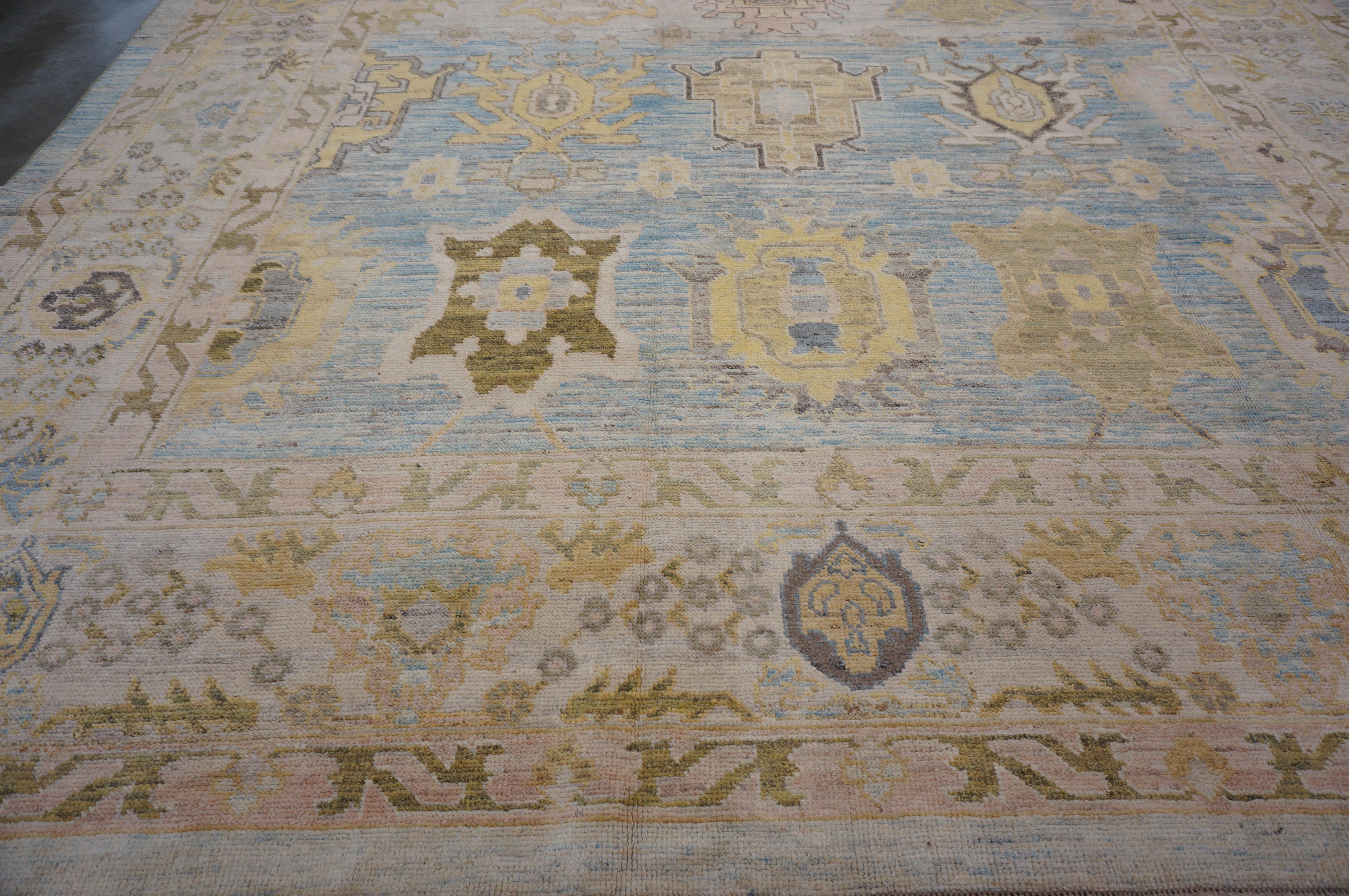 Laine 21st Century Turkish Oushak 11X17 Gold, Gray & Slate Blue Tapis fait main en vente