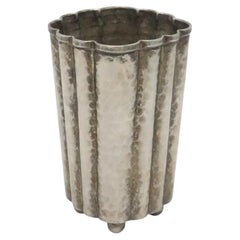 Versilberte Vase aus der Zeit der Wiener Secession, im Stil von Josef Hoffmann, 1930er Jahre