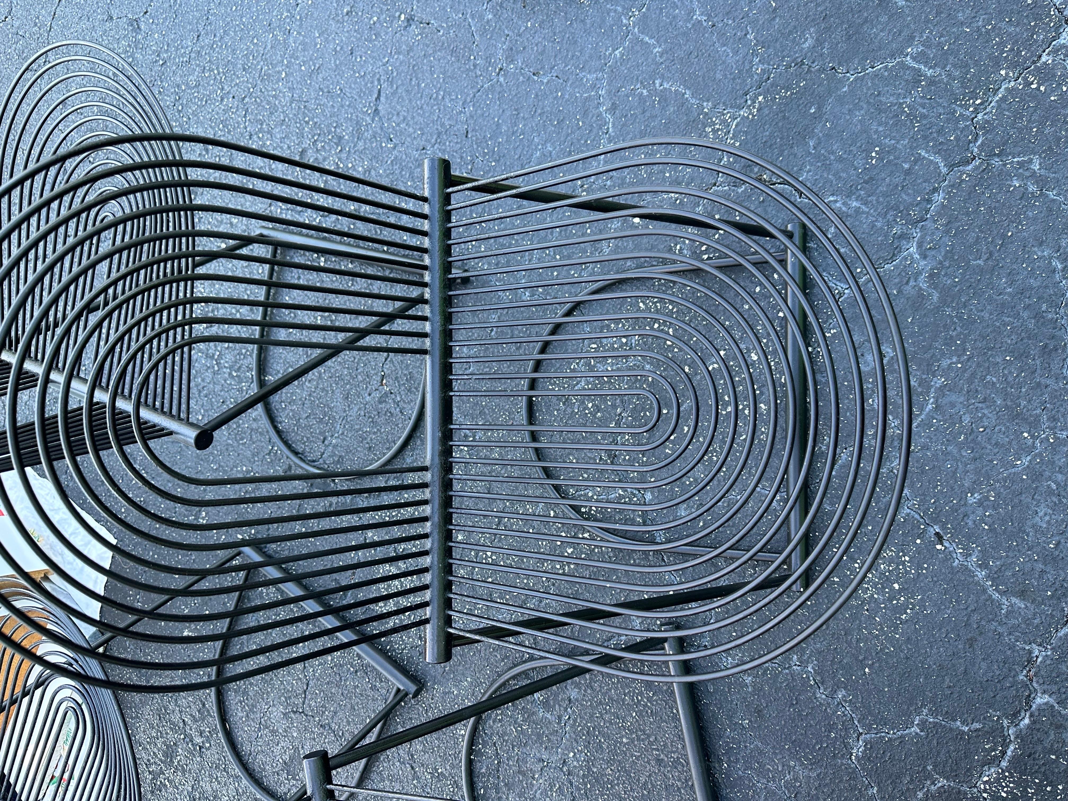 Fine XX secolo Sedie oscillanti post-moderne a sbalzo di Herbert and Herbert Ohl per Rosenthal Linie in vendita