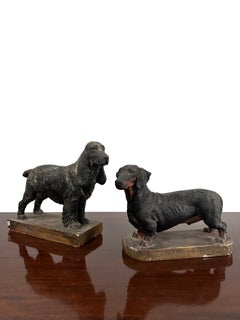 Pareja de modelos de perros de escayola pintados de época Escultura de Frederick Thomas Daws