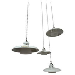 Run Set Vintage Antique Industrial Opaline Enamel Ceiling Pendelleuchte By BTH