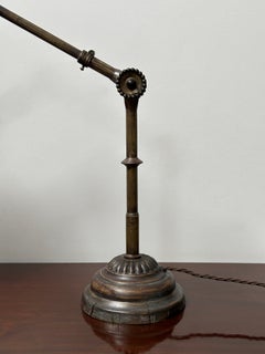 Lampada da tavolo o da scrivania vintage in ottone con snodo a margherita, stile industriale