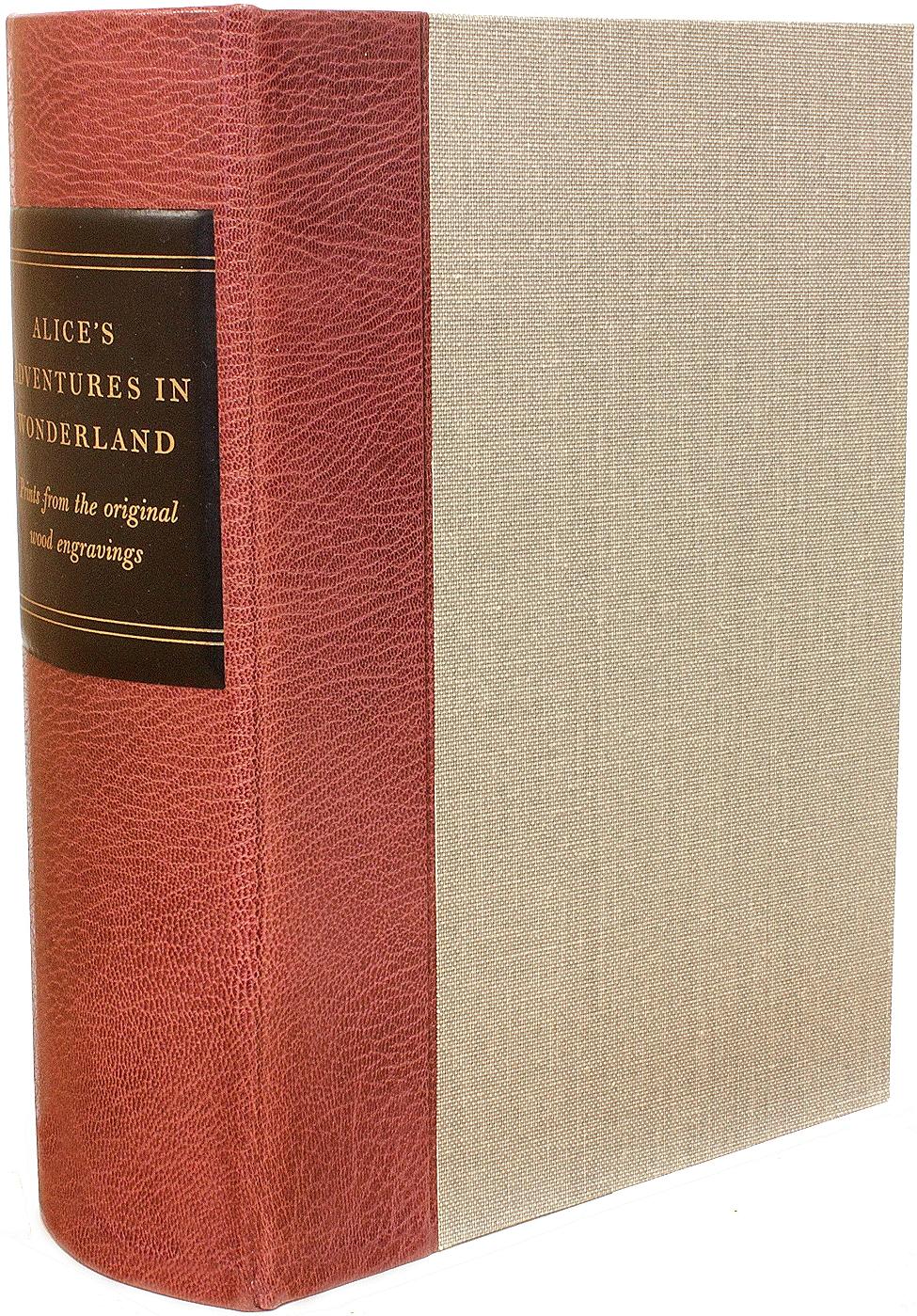 AUTEUR : DODGSON, Charles Lutwidge - Carroll, Lewis ; Sir John Tenniel ; Leo John De Freitas. 

TITRE : Alice's Adventures in Wonderland & Through the Looking-glass : Sir John Tenniel's Illustrations ; Ninety-one Prints From the Original Wood