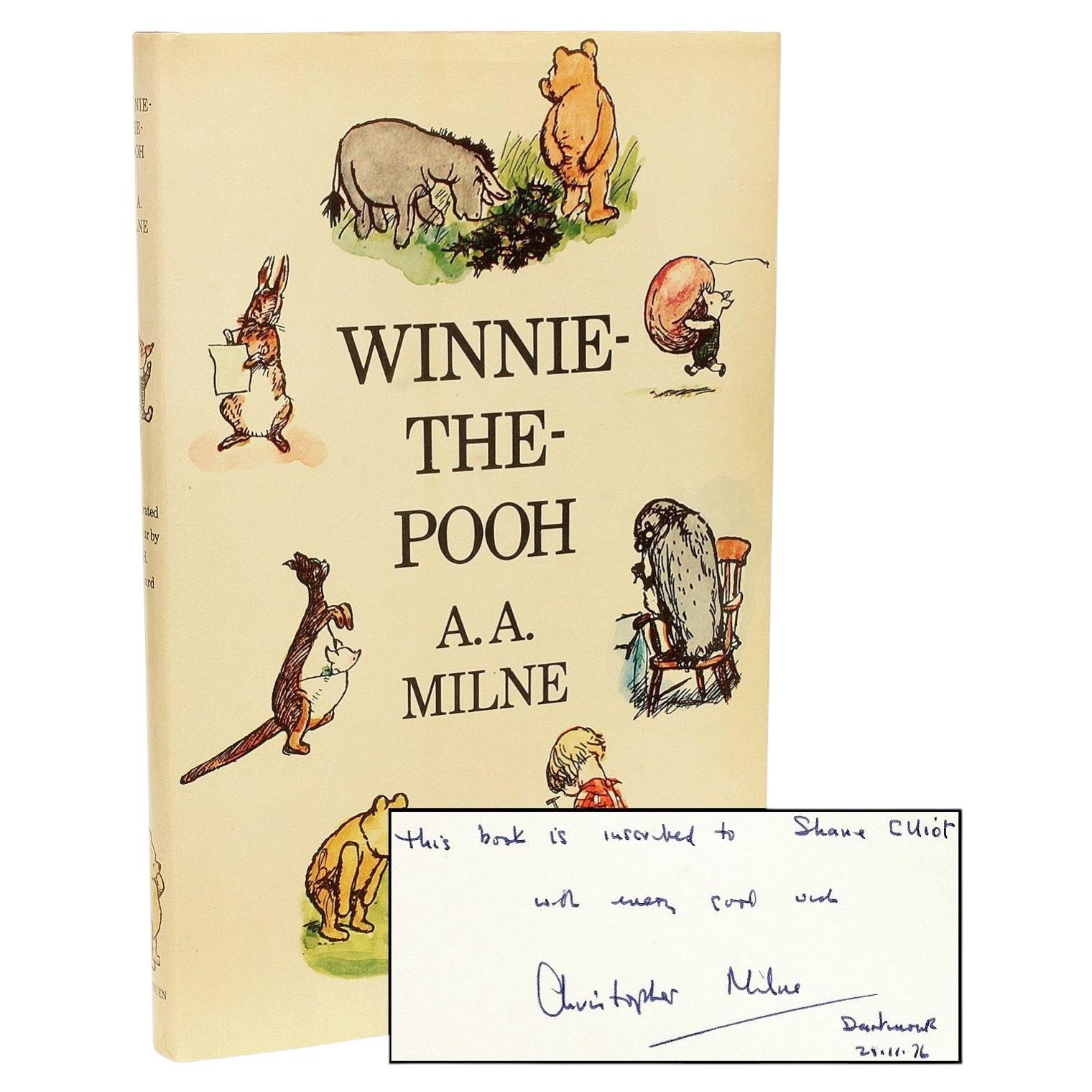 MILNE, A. A.. Winnie Puuh. ERSTE FARBAUSGABE MIT EINWEISUNG VON CHRISTOPHER MILNE!