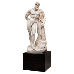 Hercule en marbre blanc