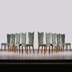 Ludvig Sturm Juego de diez sillas de comedor de terciopelo verde, Suecia ca. 1948