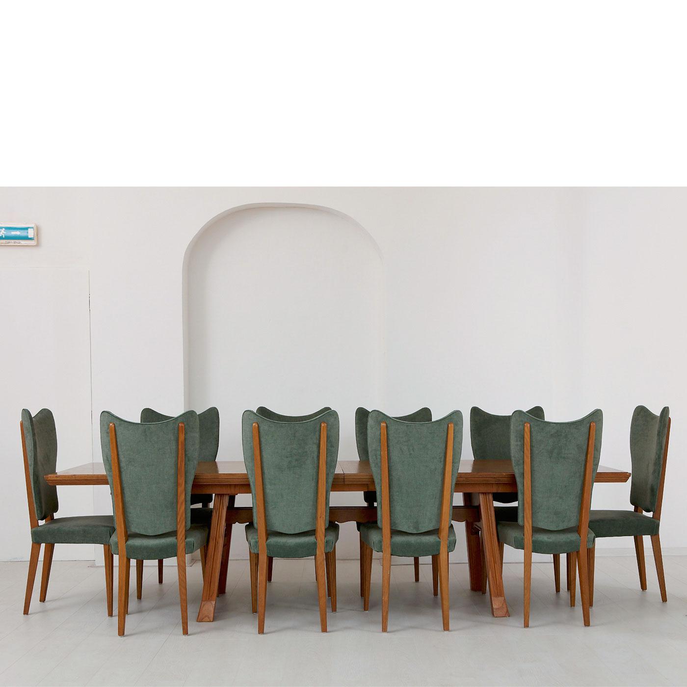 Ludvig Sturm Ensemble de dix chaises de salle à manger en velours vert, Suède vers 1948 en vente 4