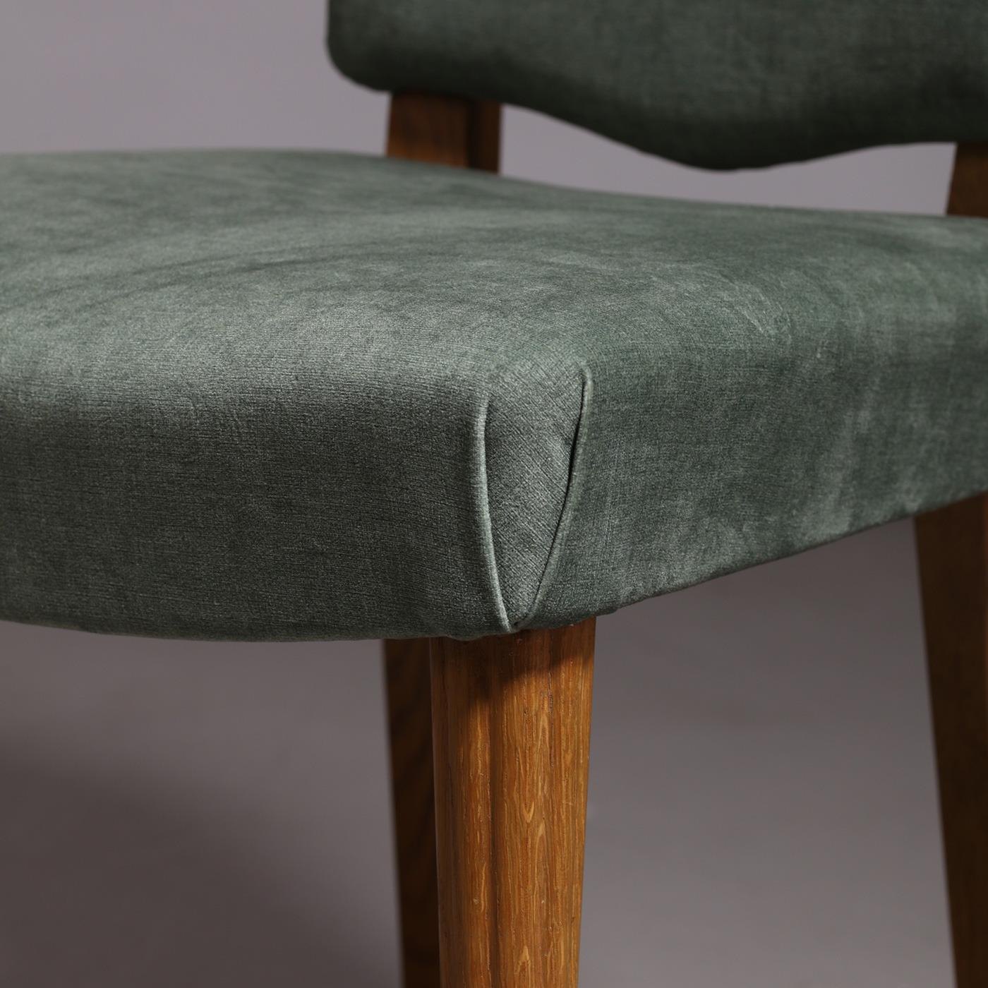 Ludvig Sturm Ensemble de dix chaises de salle à manger en velours vert, Suède vers 1948 en vente 1