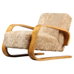 Alvar Aalto ‘Tank’ Armchair in Honey Sheepskin, 1940s