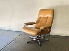 Mid-Century Scandinavian Leather Reclining Lounge Chair Chrome frame 1960s-70s