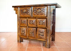 Magnifique commode chinoise ancienne sculptée, en orme et cyprès, datant de 1860