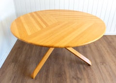 Italienischer moderner Designer-Esstisch von Gigi Sabadin, hell, geometrisch, rund, 1970er Jahre