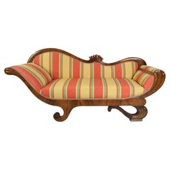 Recamier Biedermeier Fino de Nogal del Siglo XIX. Viena, hacia 1825.