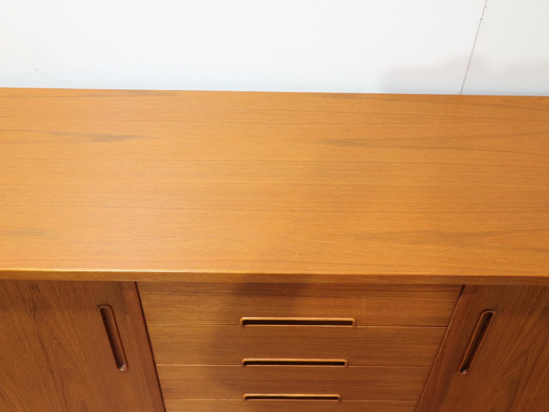 Mid Century Modern Vintage Teak Credenza Sideboard by Nils Jonsson Scandinavian For Sale 4