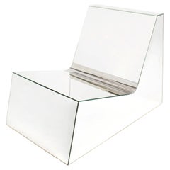 Fauteuil de salon en verre miroir réfléchissant, de style moderniste et brutaliste