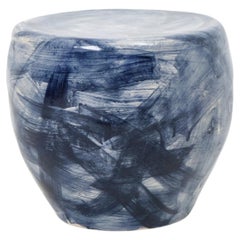 Blauer, handgeformter Beistelltisch aus Keramik von Project 213A, organisches, modernes Design