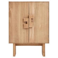 solid oak wood Douro Cabinet on legs with gauged textured abstract handles