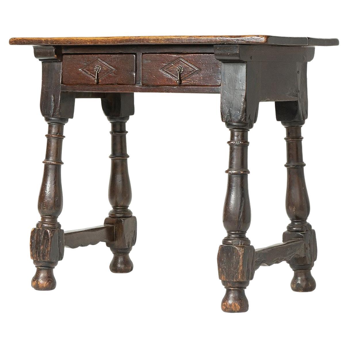 Antique Chunky Spanish Baroque Oak Side Table with Baluster Legs, 17th Century For Sale