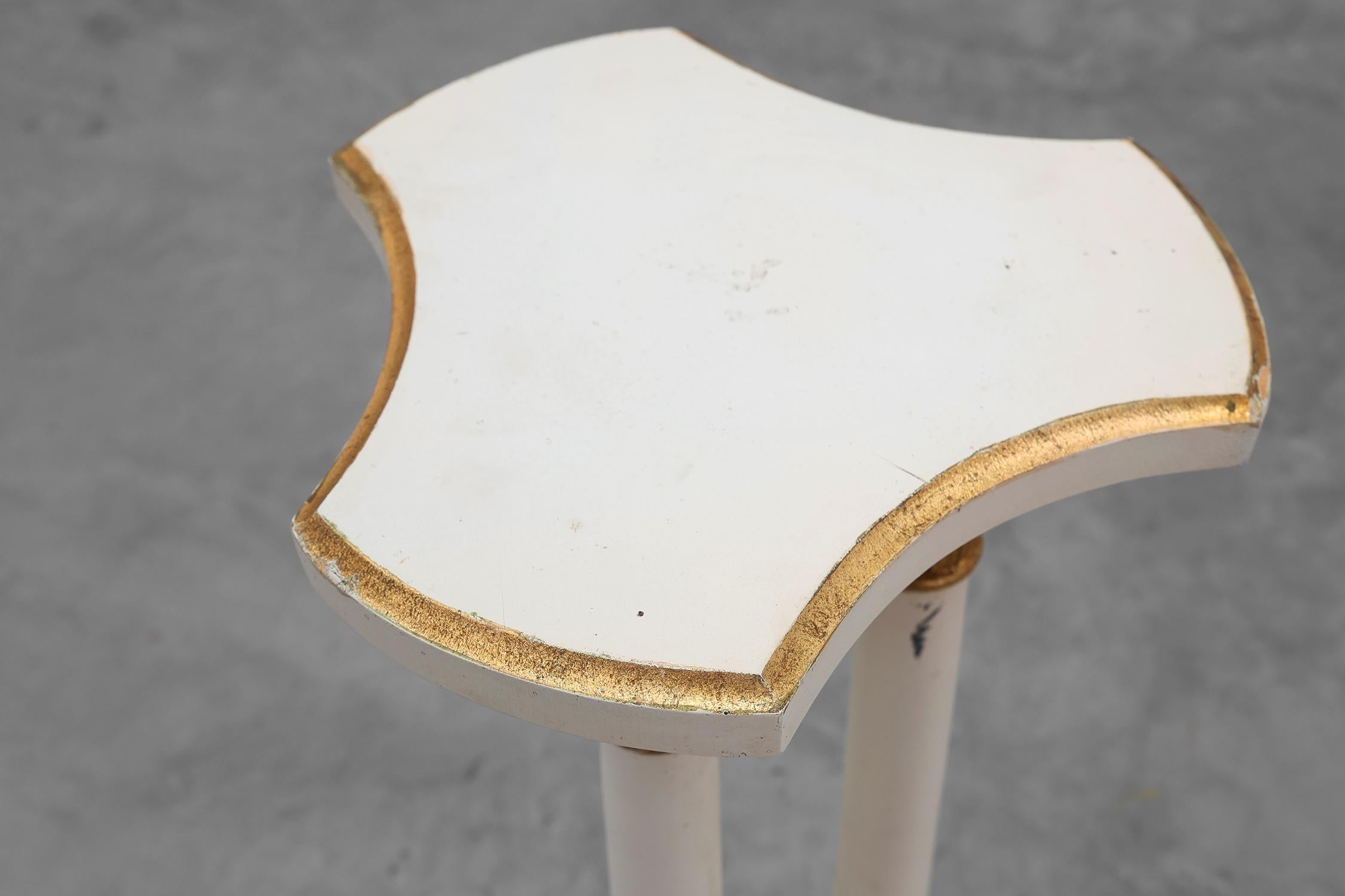 Consola francesa del siglo XX estilo Luis XV en madera mediados del siglo XX en venta