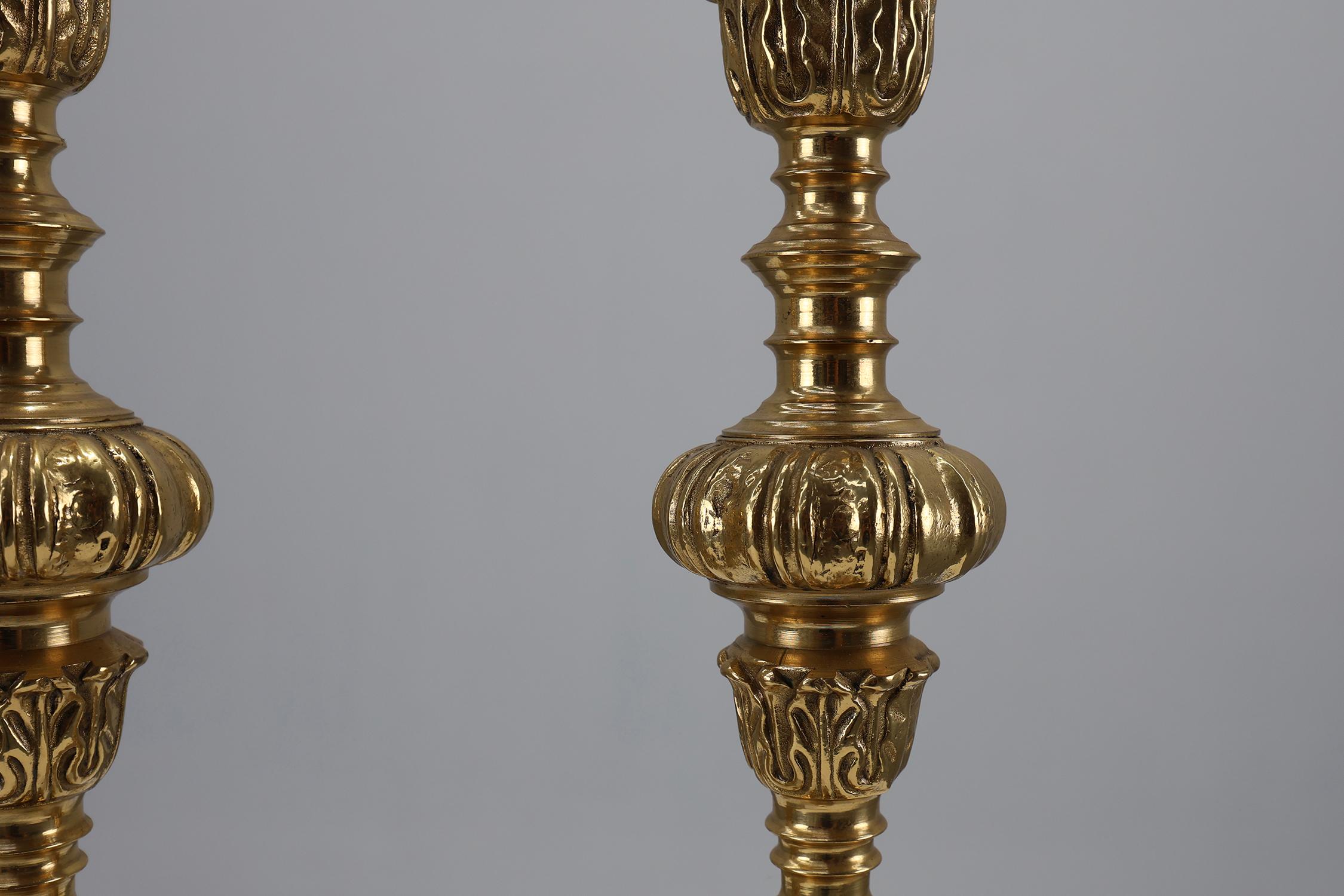 Paar große, antike Kerzenständer aus Bronze, Frankreich ca. 1900 (Frühes 20. Jahrhundert) im Angebot
