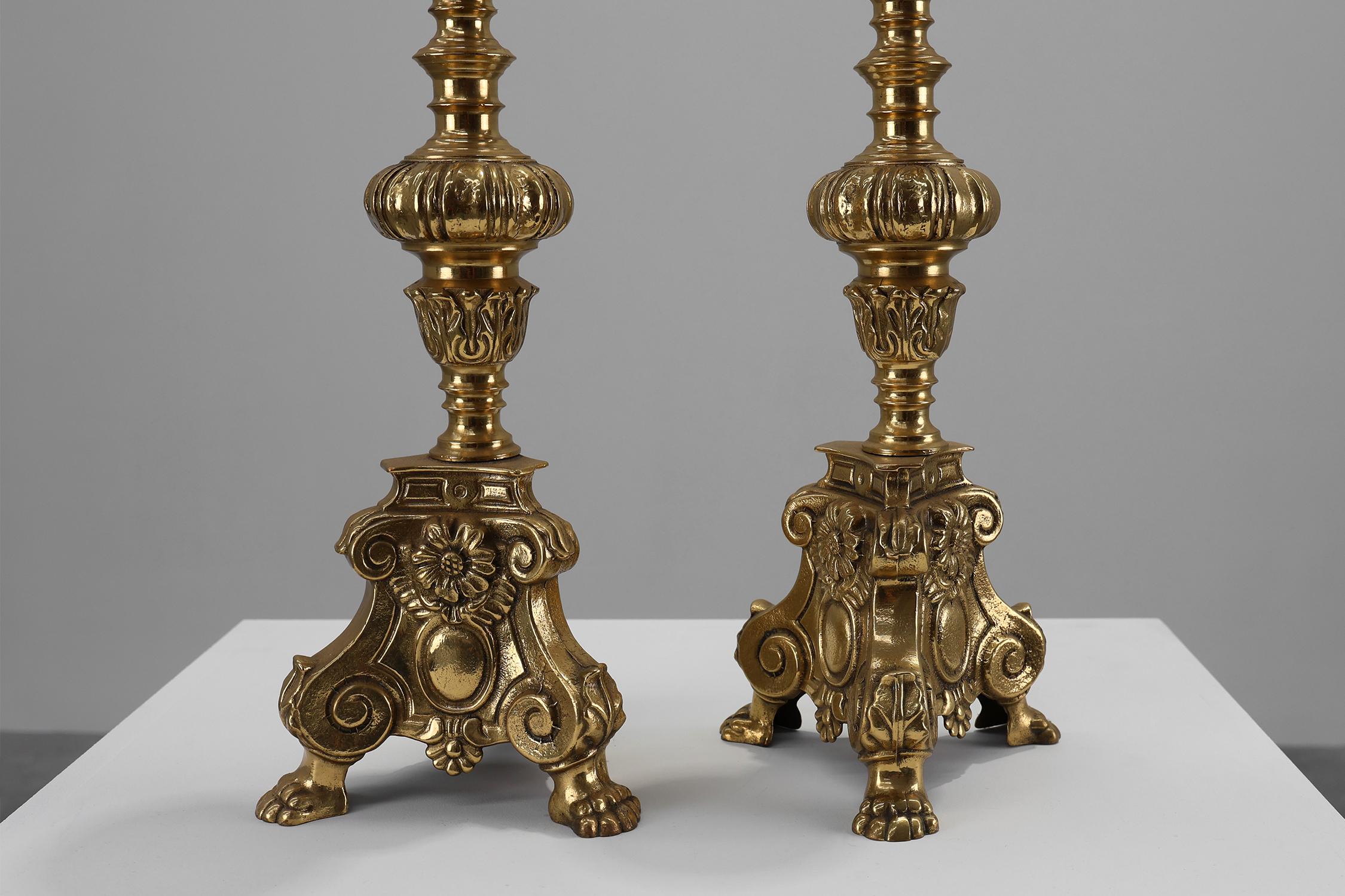 Paar große, antike Kerzenständer aus Bronze, Frankreich ca. 1900 im Angebot 1