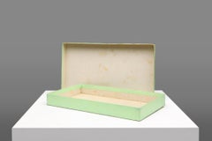 Art Deco cardboard box with a vintage picture of a girl with flowers, Belgium