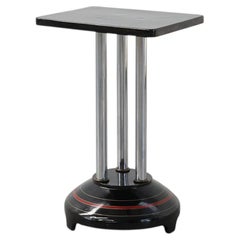 Art Deco pedestal table withblack lacquered base, France 1920s