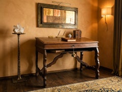 Antique Emilian fratino desk from the mid-18th century