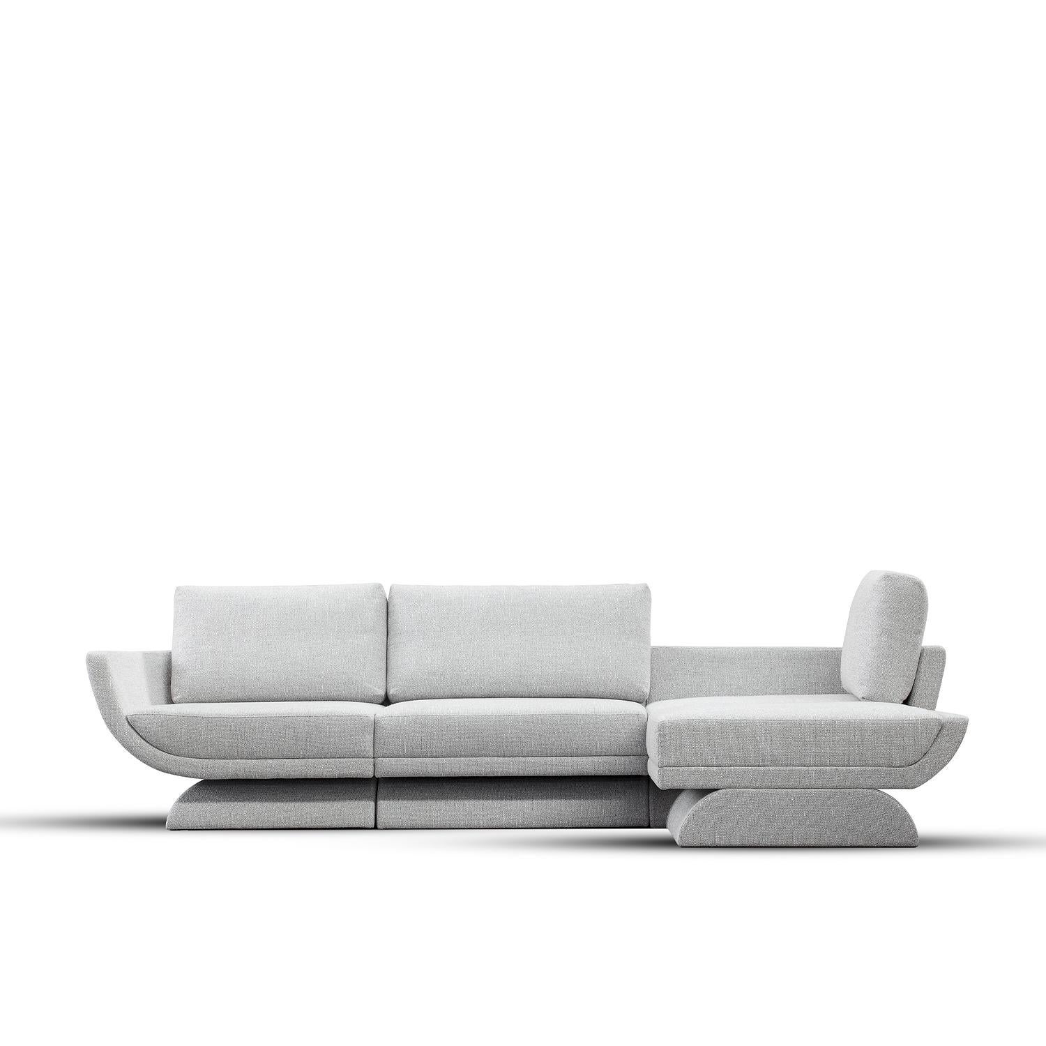 Oscar Modular Sofa, Corner Module, Handcrafted in Portugal by Duistt

Inspired by the poetic curved lines of Oscar Niemeyer’s architecture, Oscar modular sofa middle allures for its sensual and free-flowing curves. Like Niemeyer once said “Curves
