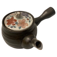 Japanese Bushoan Teapot with Three-Color Cherry Blossom Lid