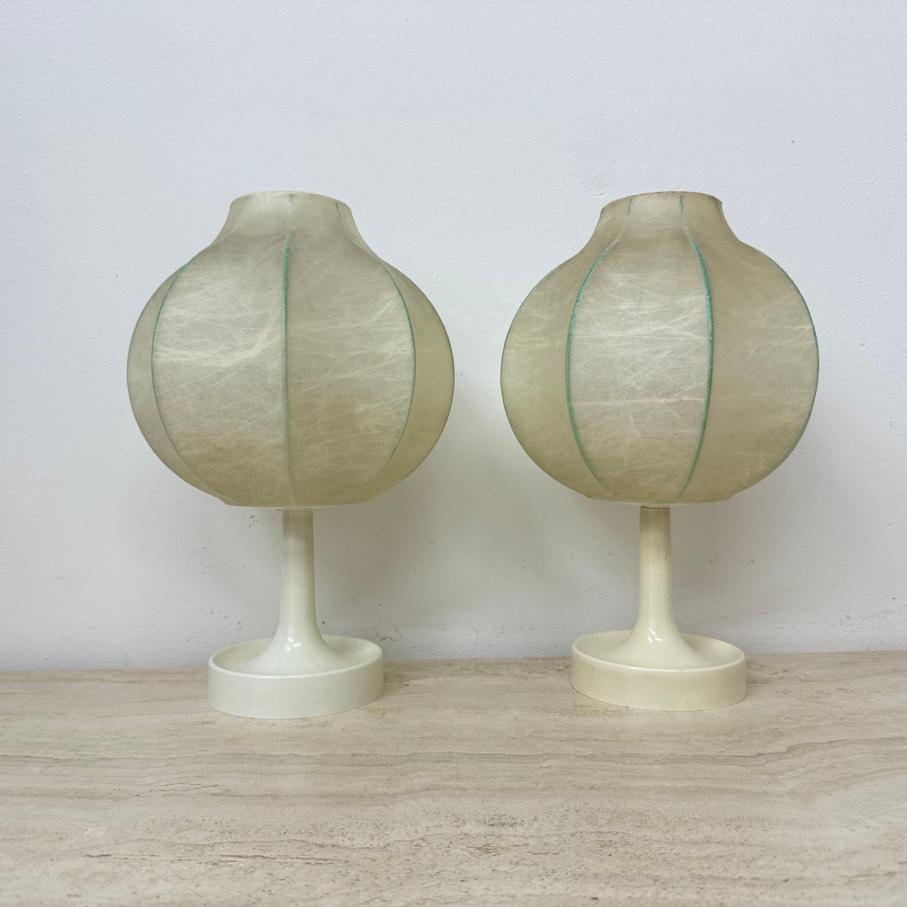 Pair of Cocoon Table Lamp by Alfred Wauer for Goldkant, 1960’s In Good Condition For Sale In Delft, NL