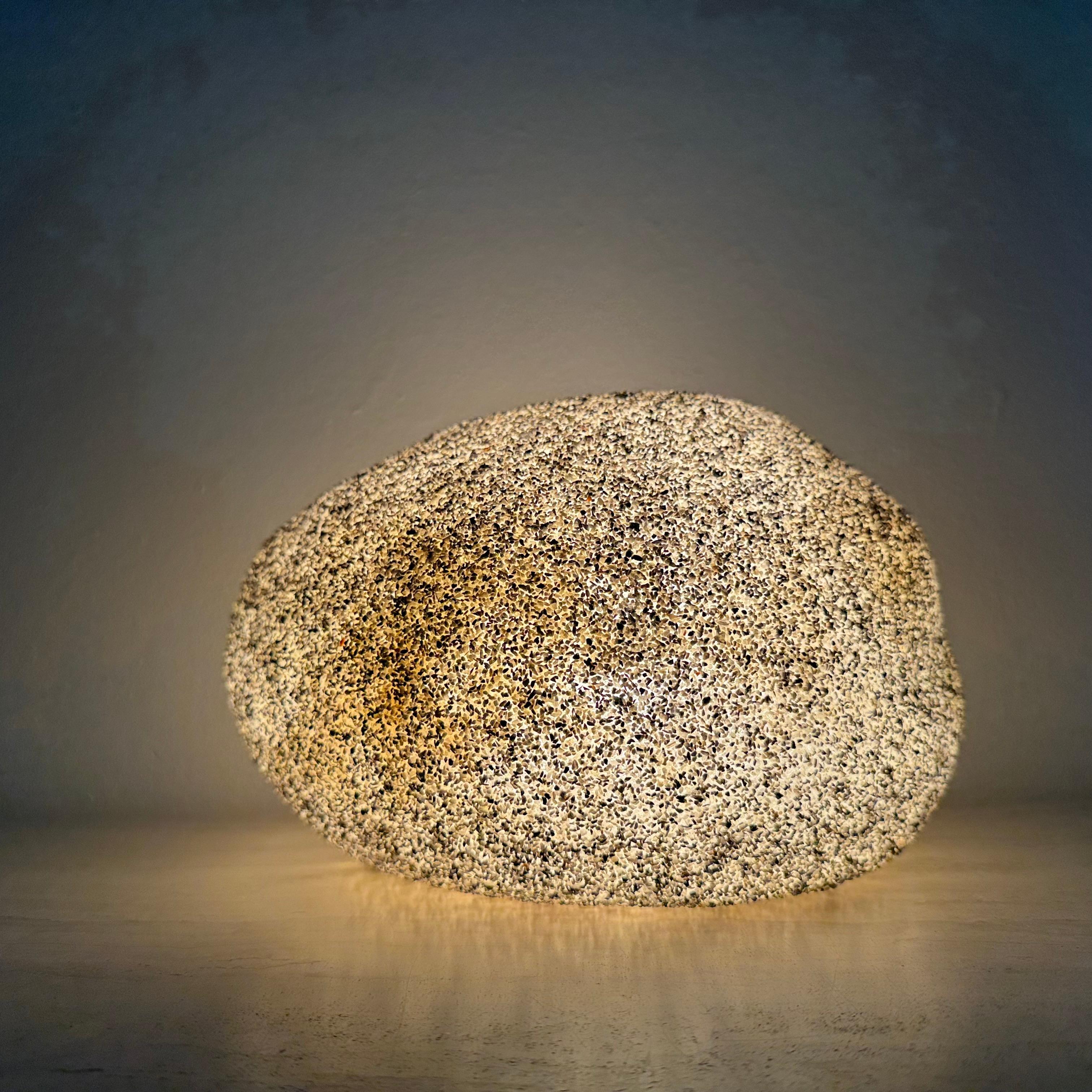Milieu du XXe siècle Lampe Moon rock par André Cazenave pour Singleton, années 1960 en vente