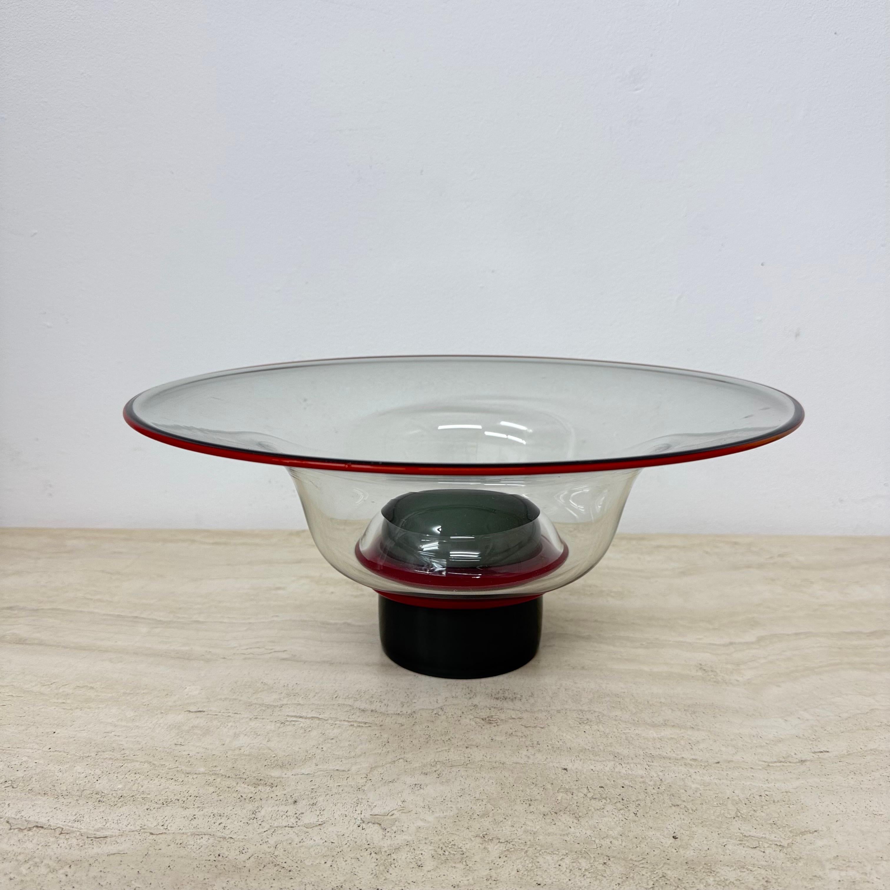 Fine XX secolo Ciotola in vetro di design di metà secolo di Progetti, anni '80 in vendita