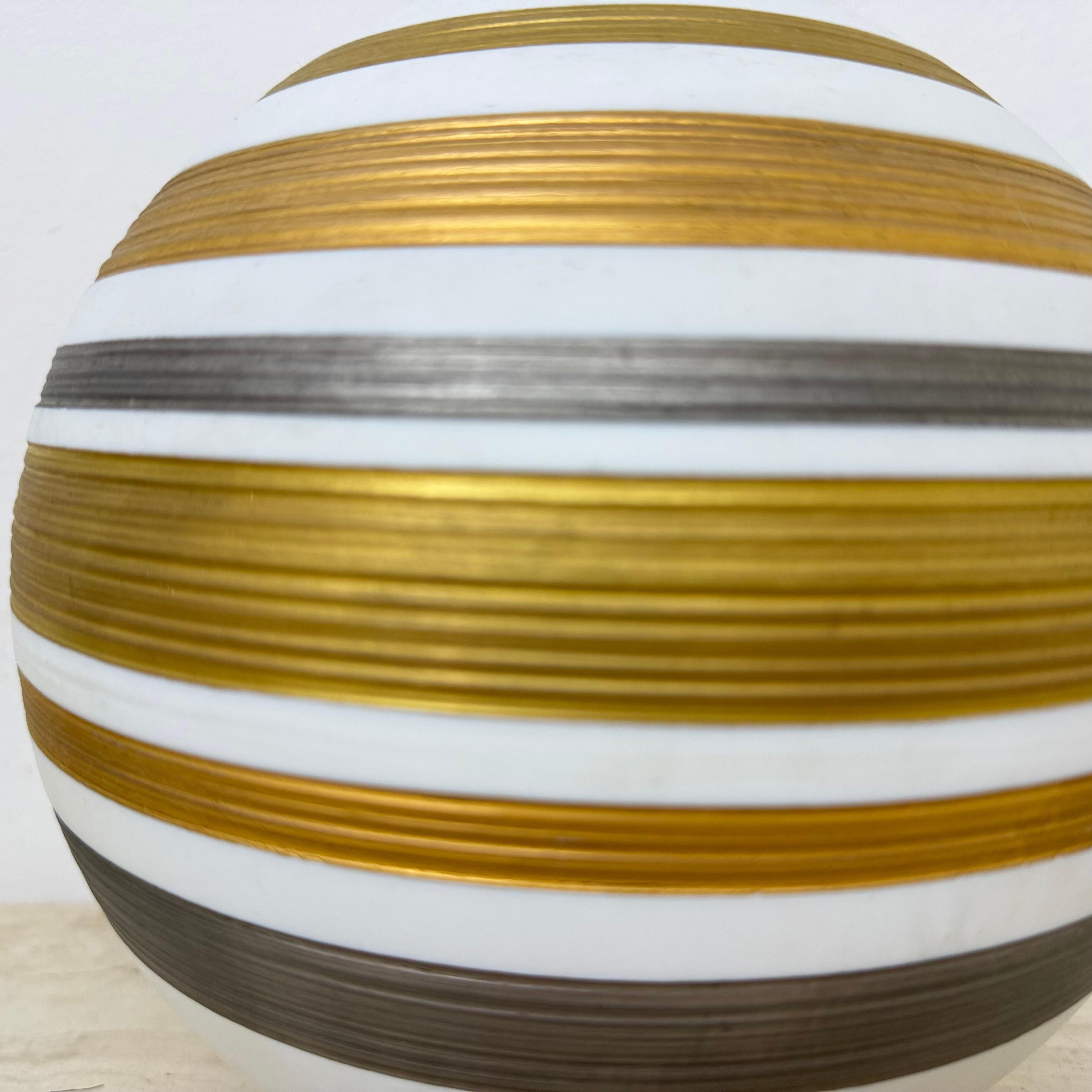 Vaso in porcellana di Hutschenreuther, design di metà secolo, anni '70 in vendita 1