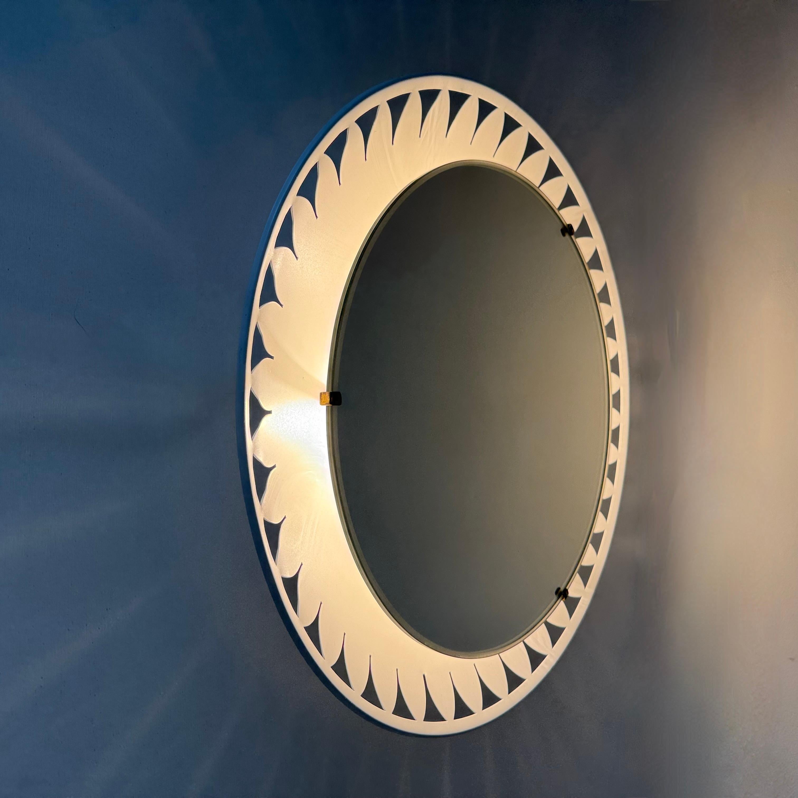 Illuminated mirror by Ernest Igl for Hillebrand , 1970s In Good Condition For Sale In Delft, NL