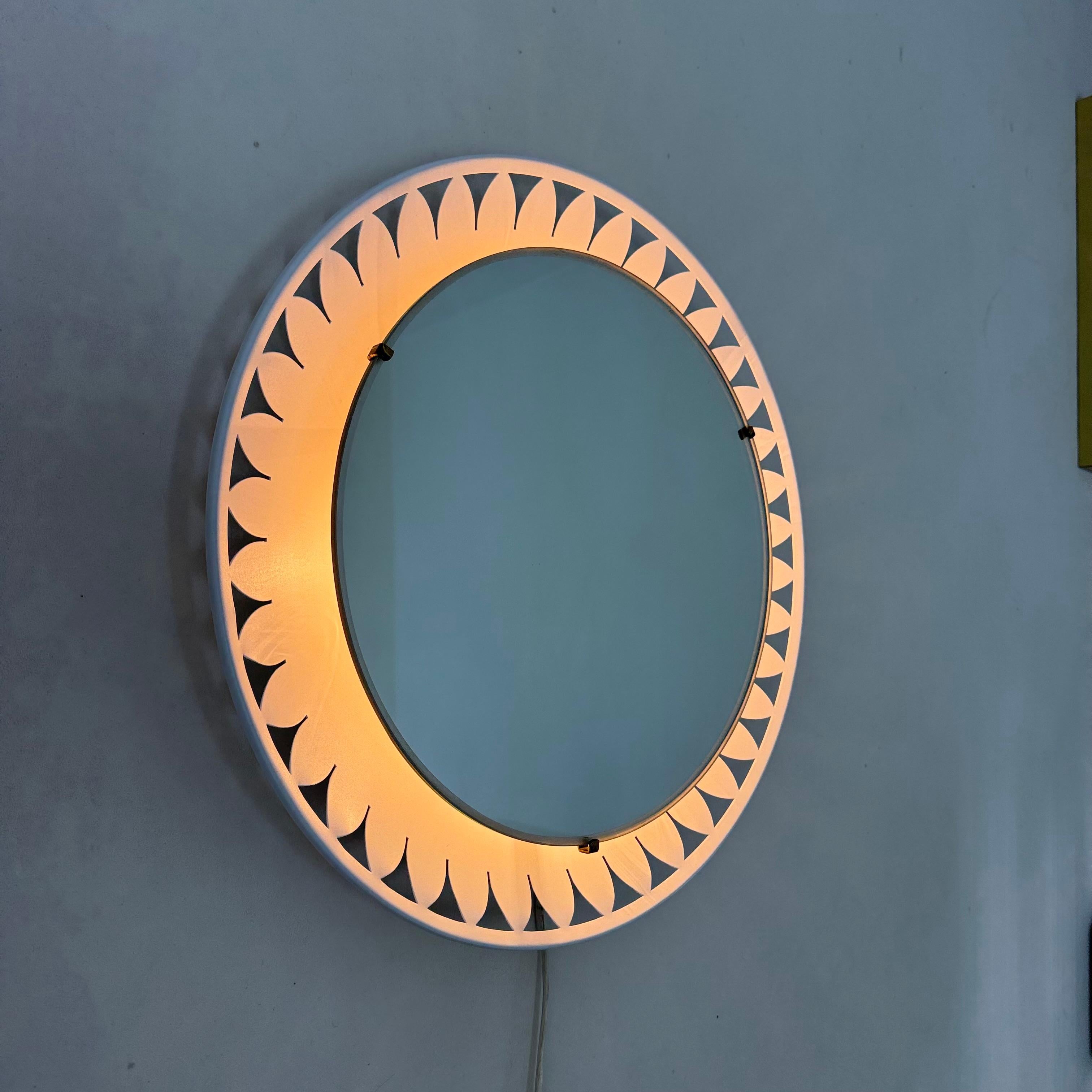 Illuminated mirror by Ernest Igl for Hillebrand , 1970s For Sale 5