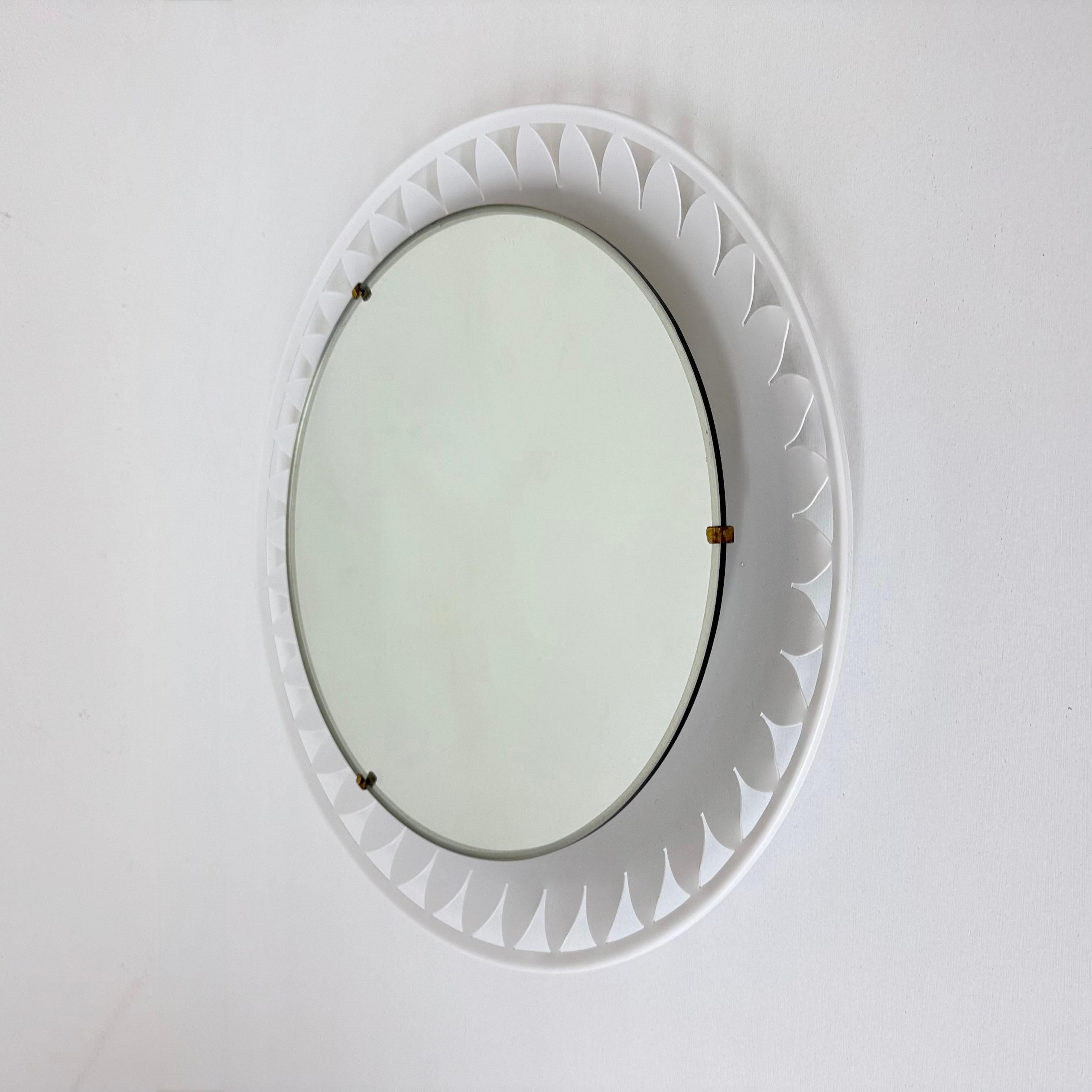 Illuminated mirror by Ernest Igl for Hillebrand , 1970s For Sale 10