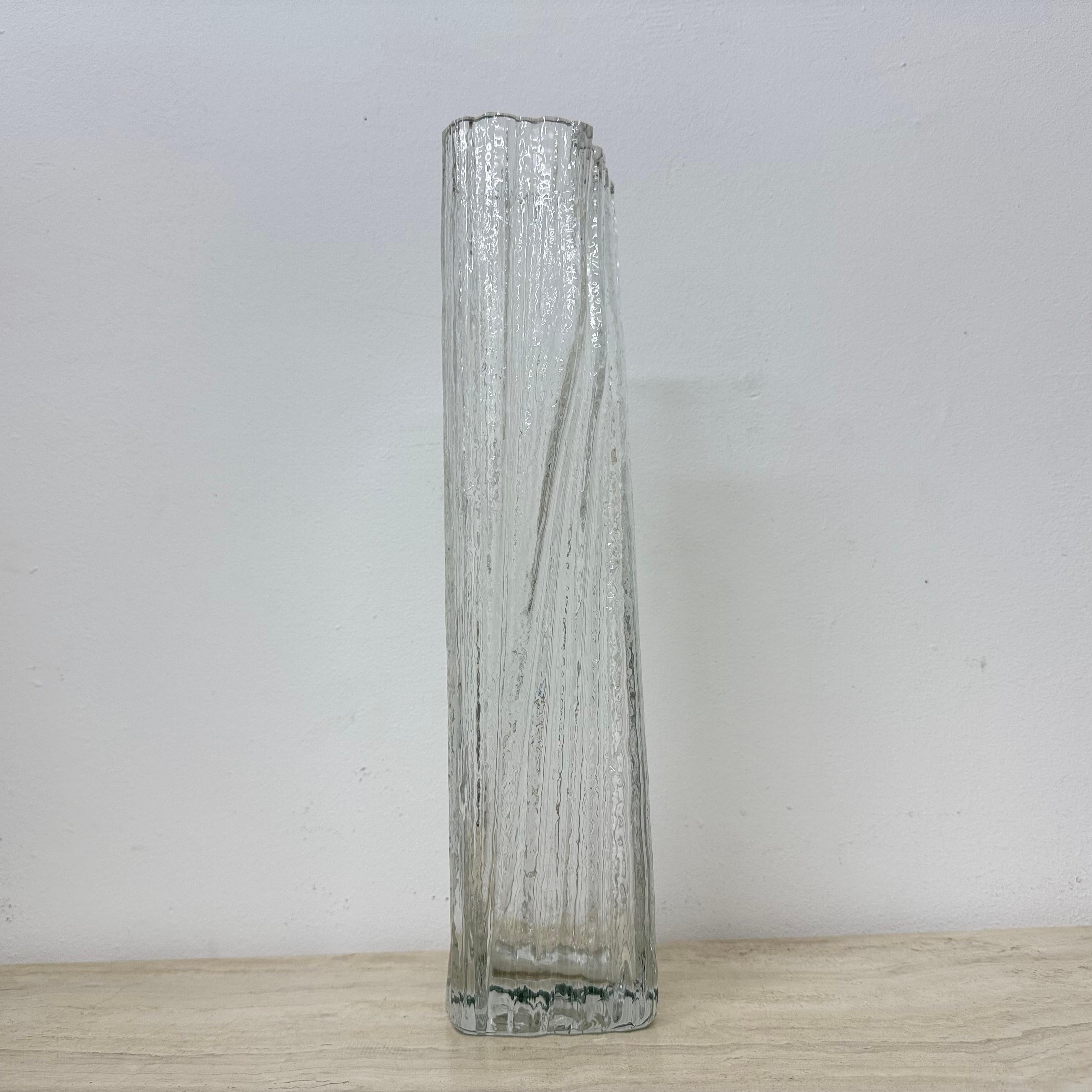 Rosenthal Glass Vase by Martin Freyer for Rosenthal Studio Line 1970s For Sale 1