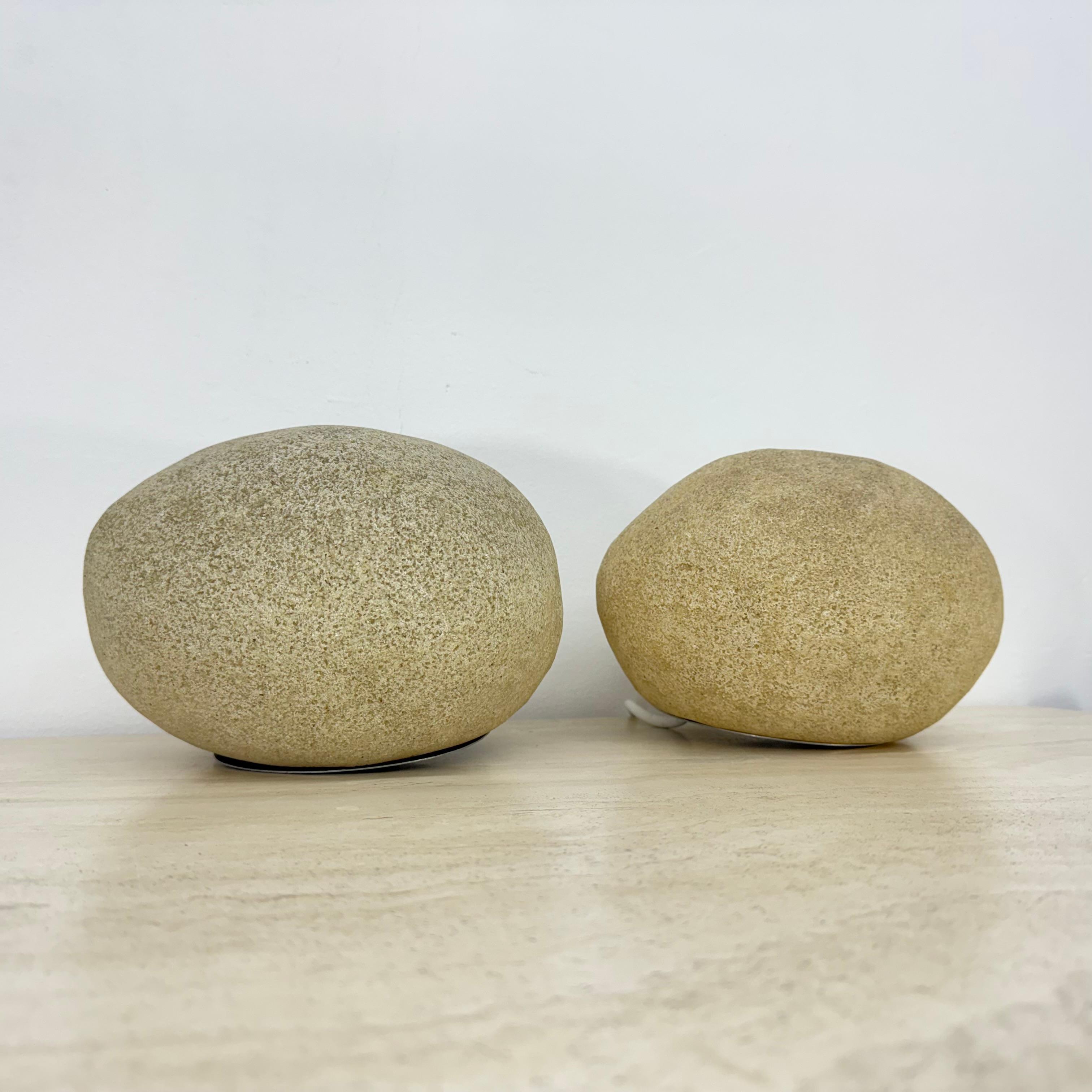 Lámpara dora Moon Rock de André Cazenave , años 60 Moderno de mediados de siglo en venta