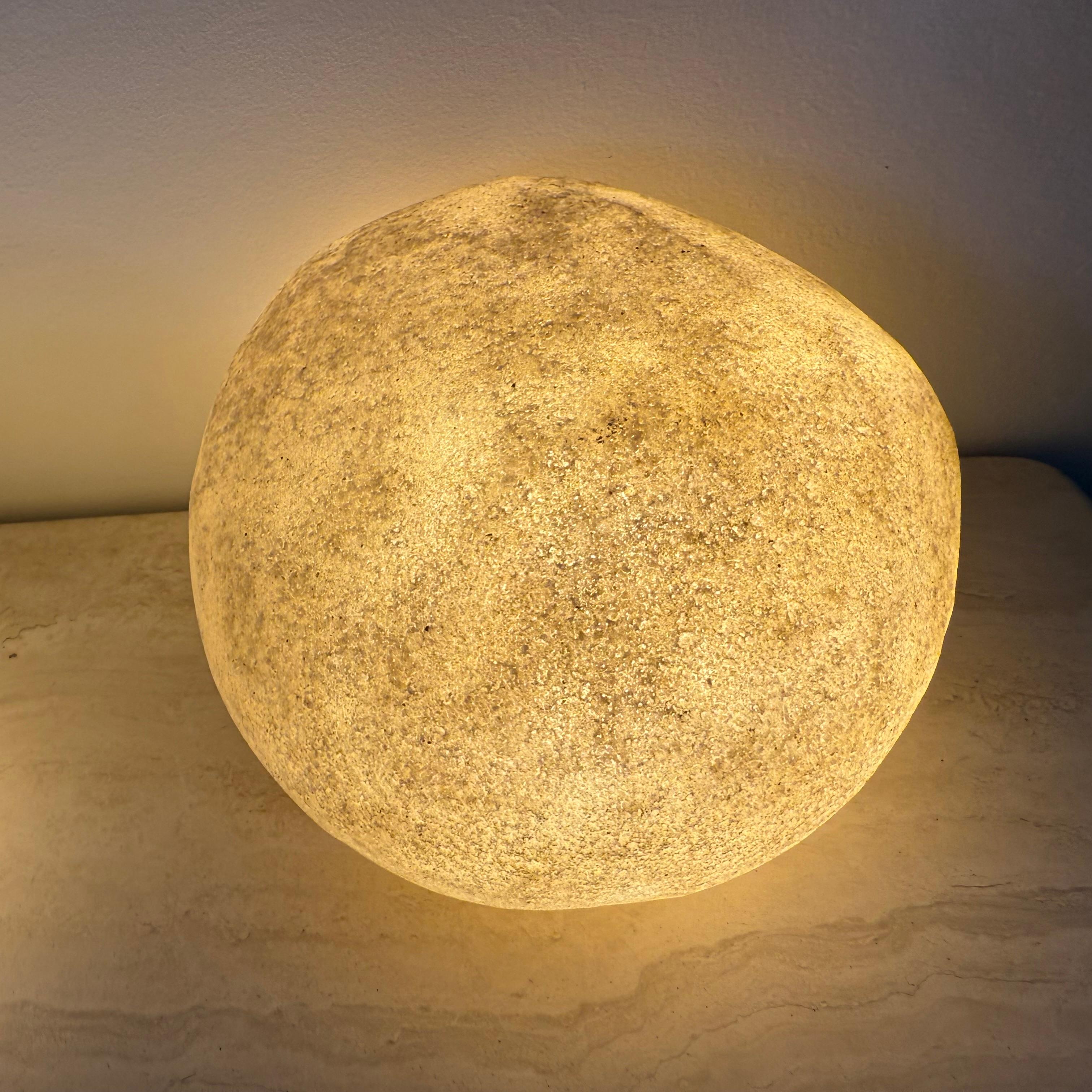 Lámpara dora Moon Rock de André Cazenave , años 60 en venta 9